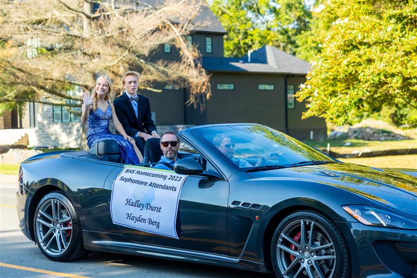 Schools celebrate homecomings
